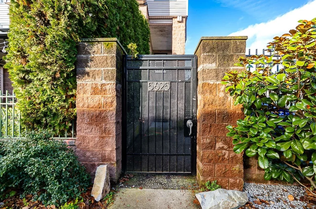 211 5625 SENLAC STREET, Vancouver BC V5R 6G8, Vancouver BC — Residential for Sale - Photo 5