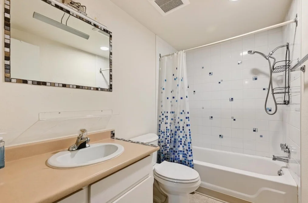 211 6340 BUSWELL STREET, Richmond BC V6Y 2E9, Richmond BC — Residential for Sale - Photo 4
