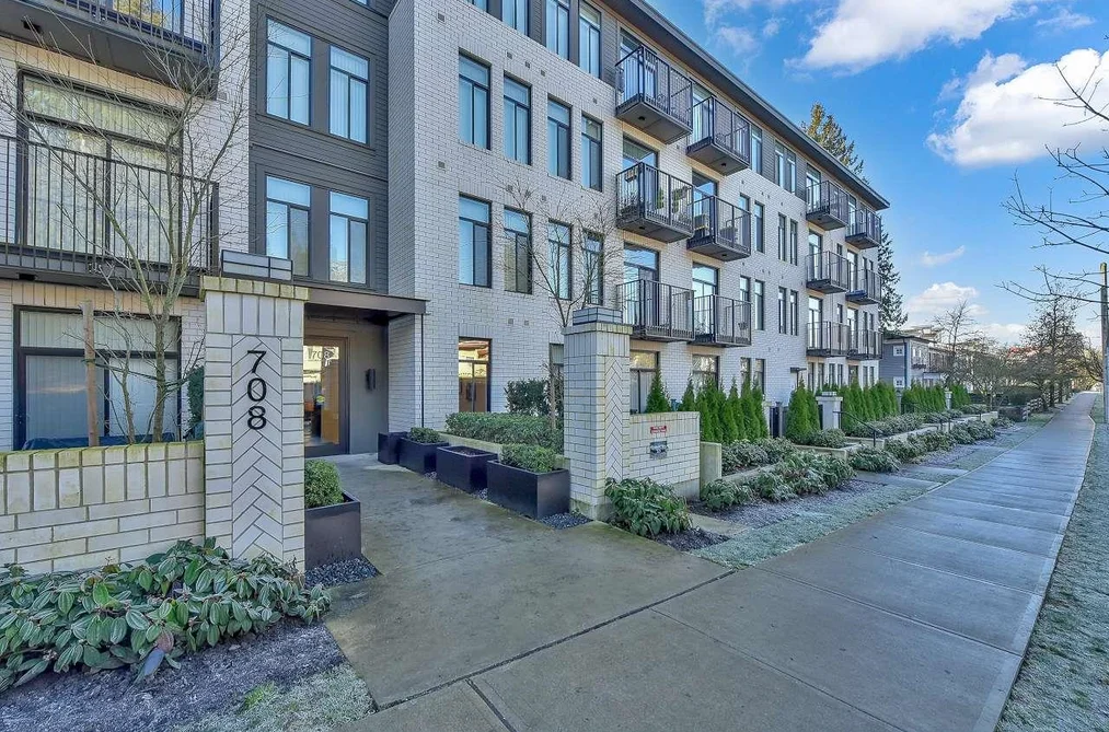 Condo for sale at 211 708 Edgar Avenue Coquitlam British Columbia - MLS: R3168672