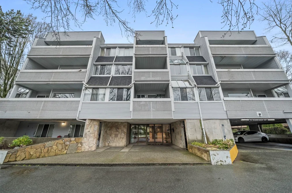 Condo for sale at 211 7471 Blundell Road Richmond British Columbia - MLS: R3101737