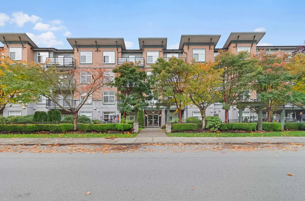 Condo for sale at 211 8183 121a Street Street Surrey British Columbia - MLS: R3129224