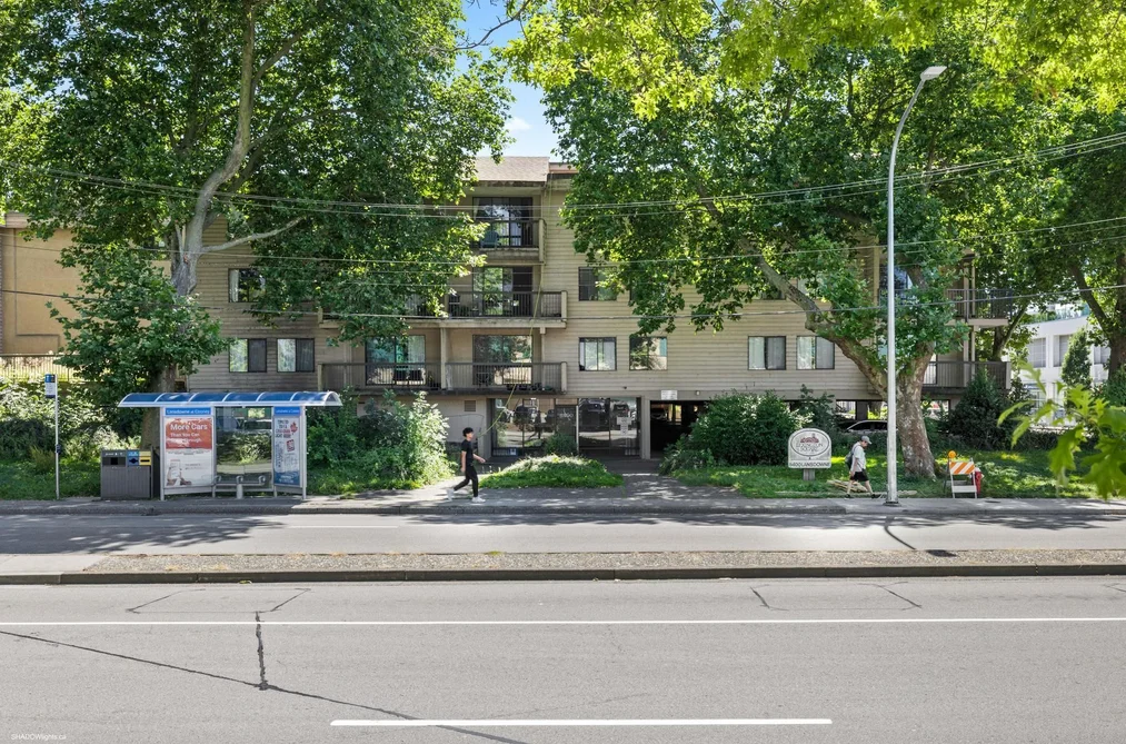 211 8400 LANSDOWNE ROAD, Richmond BC V6X 3G3, Richmond BC — Residential for Sale - Photo 2