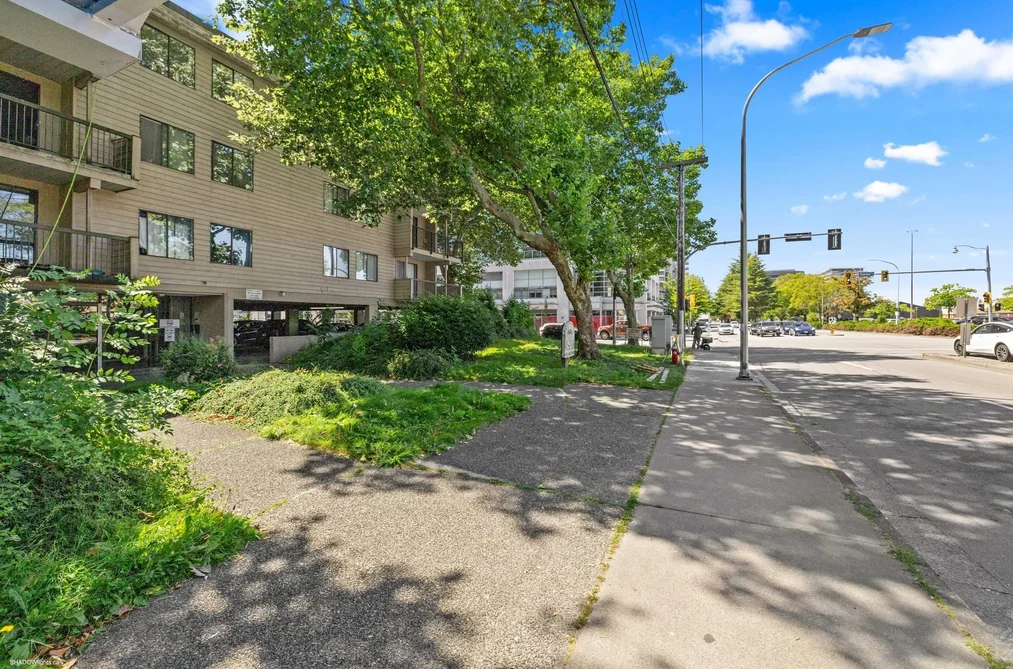 211 8400 LANSDOWNE ROAD, Richmond BC V6X 3G3, Richmond BC — Residential for Sale - Photo 3