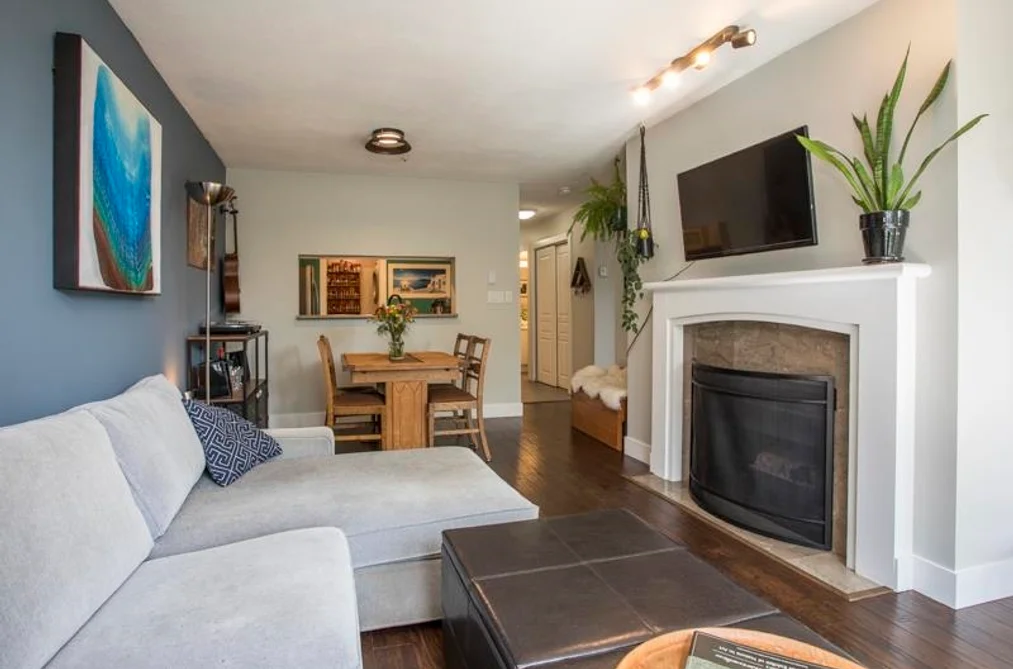 Condo for sale at 211 8460 Jellicoe Street Vancouver British Columbia - MLS: R3168245