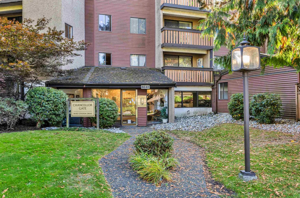 Condo for sale at 211 8640 Citation Drive Richmond British Columbia - MLS: R3113739