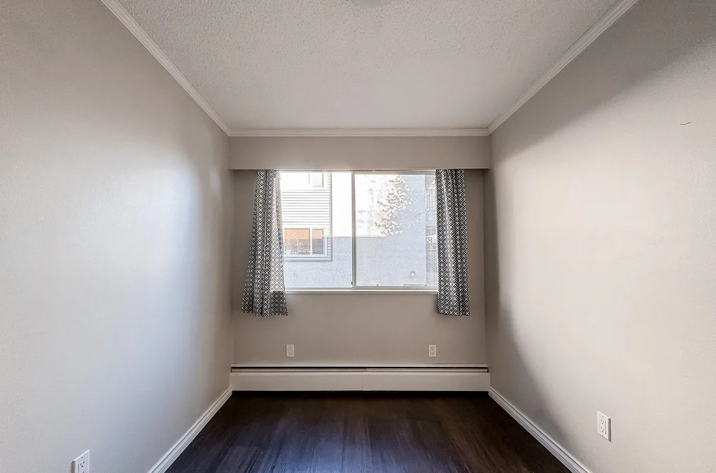 211 910 FIFTH AVENUE, New Westminster BC V3M 1Y2, New Westminster BC — Residential for Sale - Photo 5