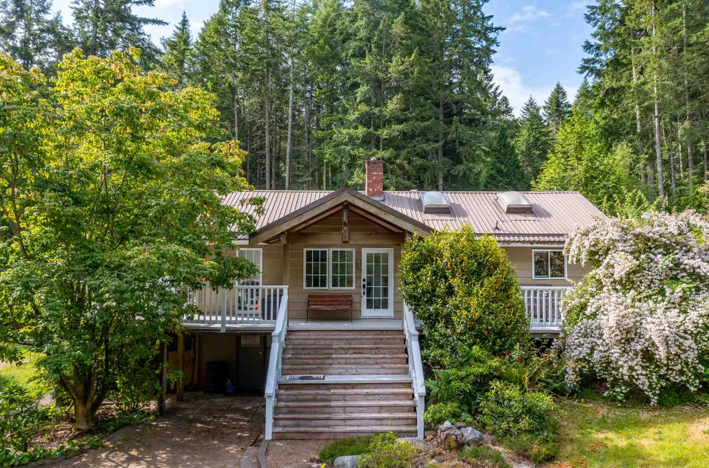 211 MORGAN ROAD, Galiano Island BC V0N 1P0, Galiano Island BC — Residential for Sale - Photo 5