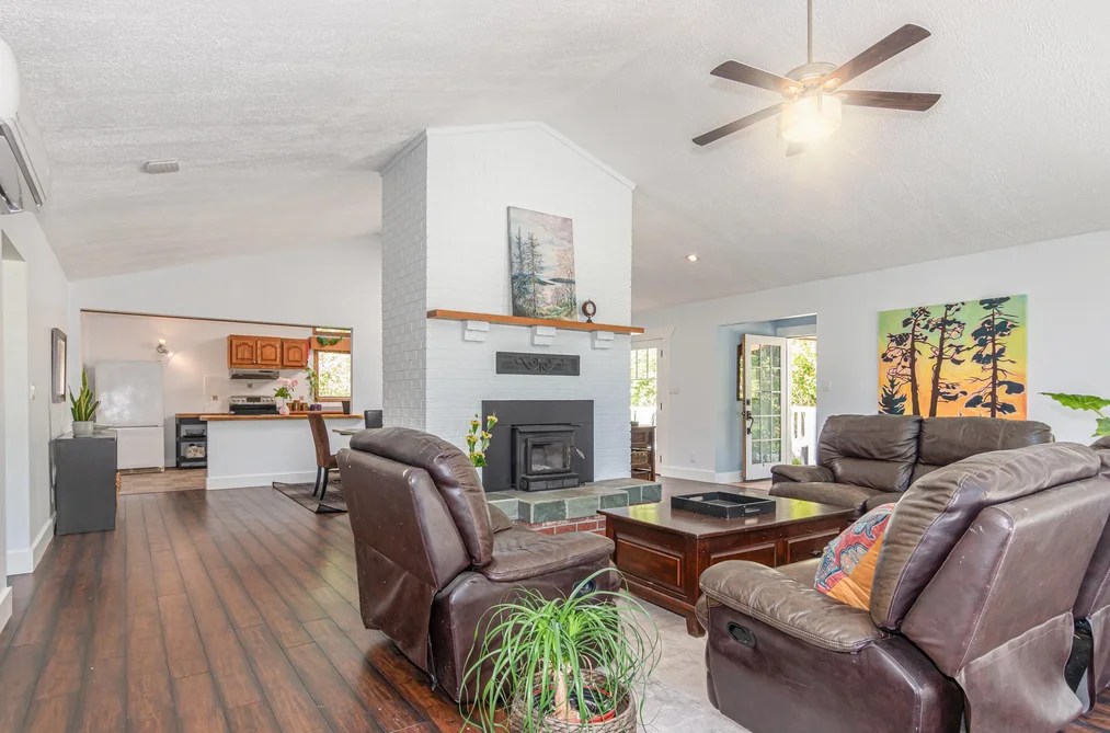 211 MORGAN ROAD, Galiano Island BC V0N 1P0, Galiano Island BC — Residential for Sale - Photo 7