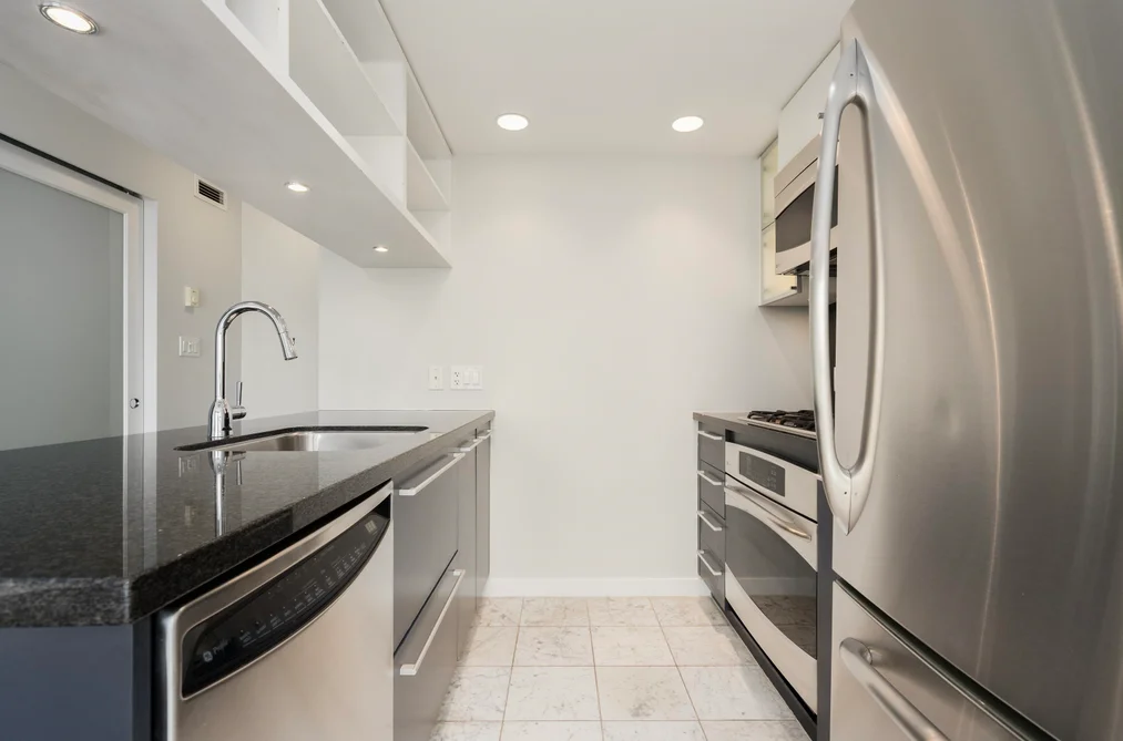 2110 833 SEYMOUR STREET, Vancouver BC V6B 0G4, Vancouver BC — Residential for Sale — Photo 12 of 20