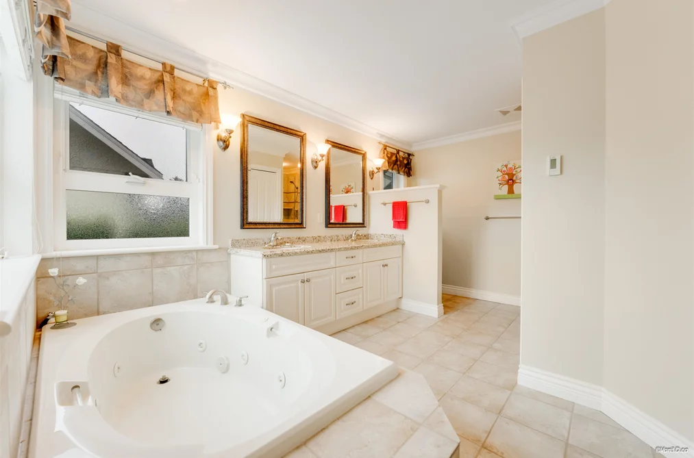 2110 INDIAN FORT DRIVE, Surrey BC V4A 3L8, Surrey BC — Residential for Sale — Photo 30 of 40