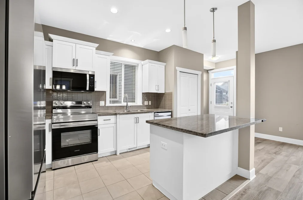 21117 79A Avenue, Langley, BC - House for Sale - Photo 12 of 39 21117 79A Avenue, Langley, BC - House for Sale - Photo 12 of 39