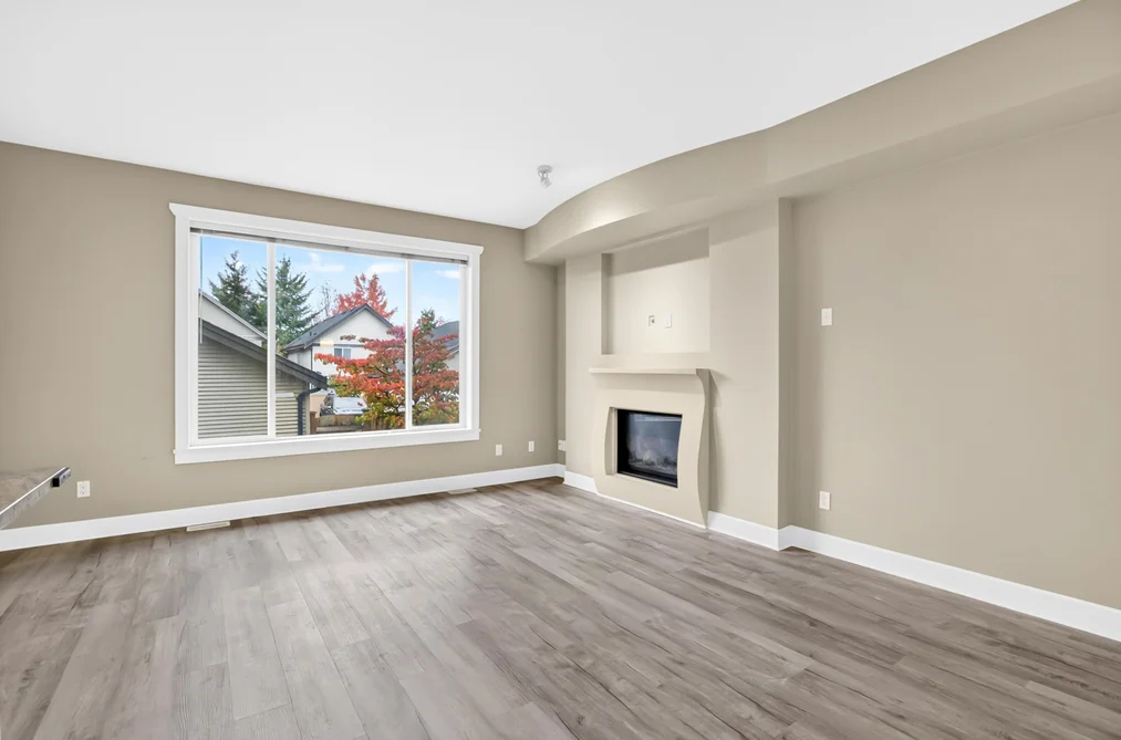 21117 79A Avenue, Langley, BC - House for Sale - Photo 5 of 39 21117 79A Avenue, Langley, BC - House for Sale - Photo 5 of 39