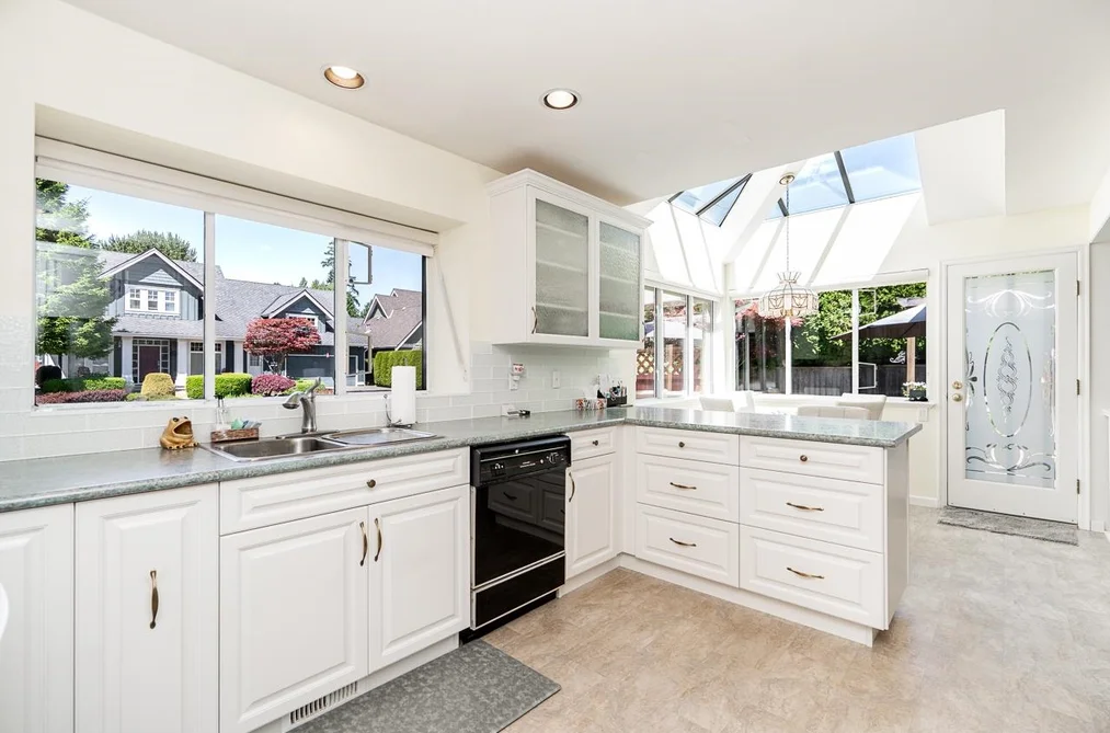 2112 124 STREET, Surrey BC V4A 3M5, Surrey BC — Residential for Sale — Photo 8 of 36
