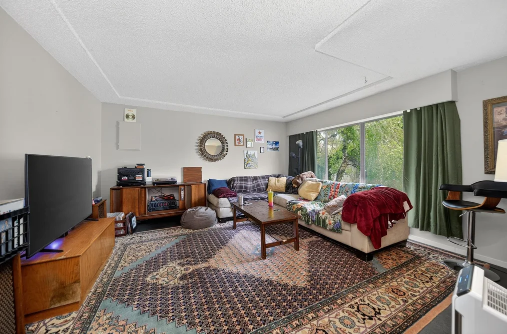 2112 E 46TH AVENUE, Vancouver, BC — Residential for Sale — Photo 3 of 19