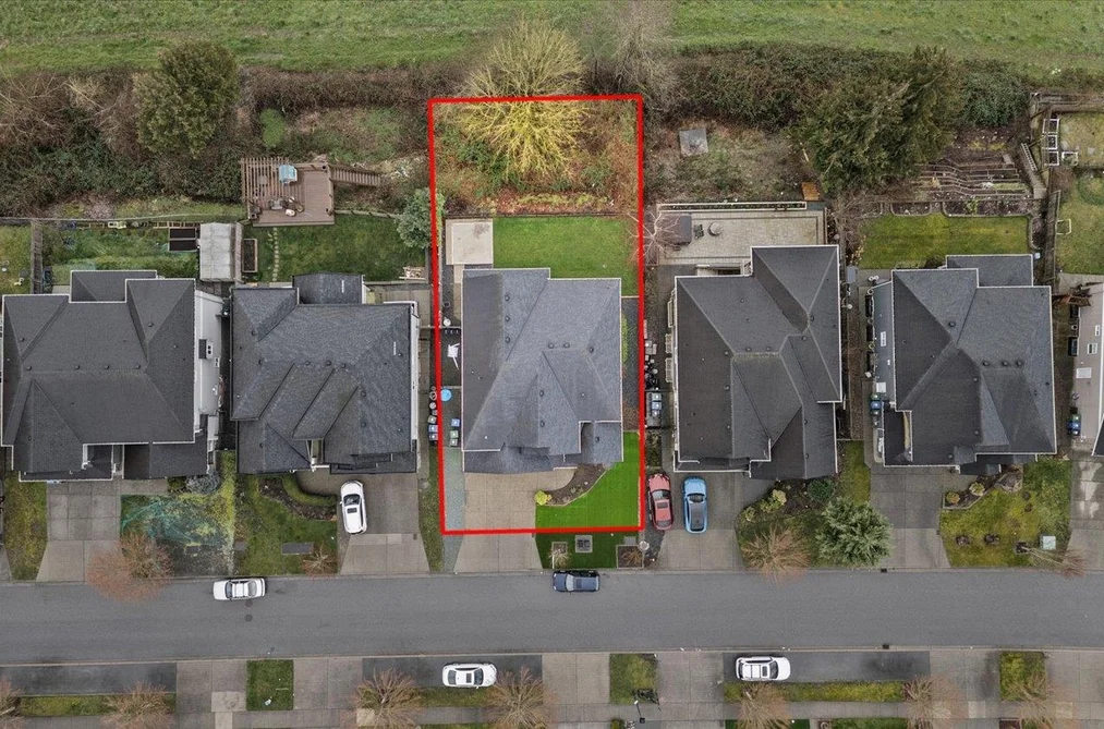 2112 MERLOT BOULEVARD, Abbotsford BC V4X 0A6, Abbotsford BC — Residential for Sale - Photo 3
