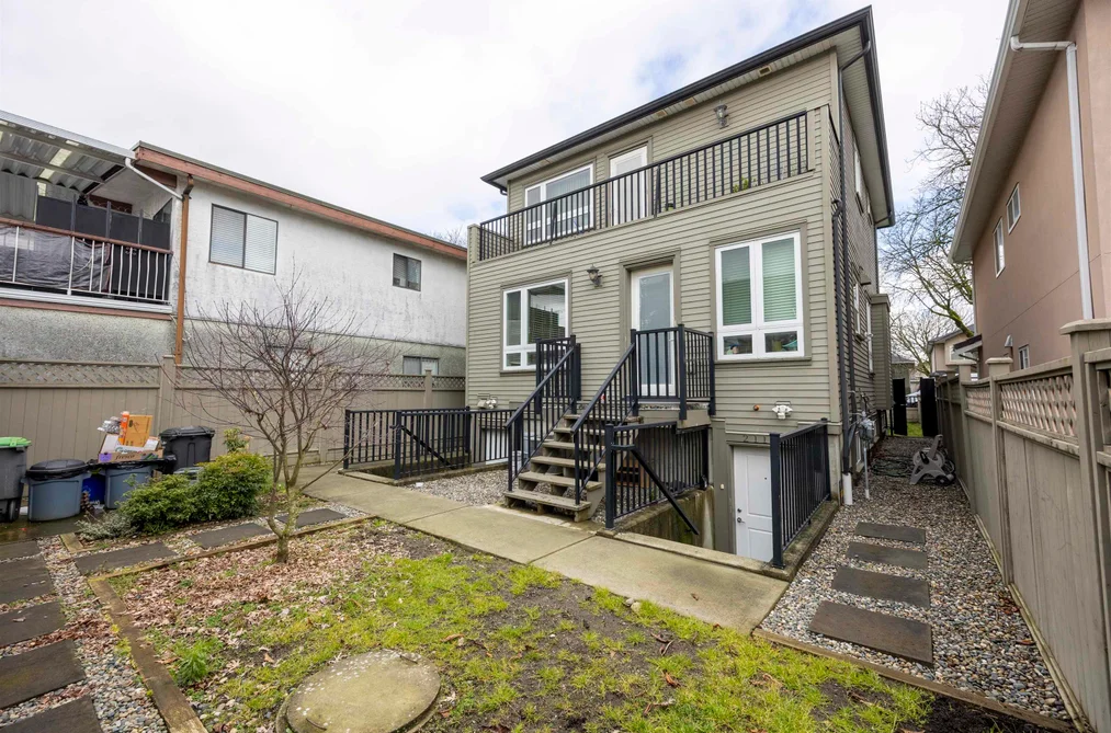 2118 WAVERLEY AVENUE, Vancouver BC V5P 1R5, Vancouver BC — Residential for Sale - Photo 4
