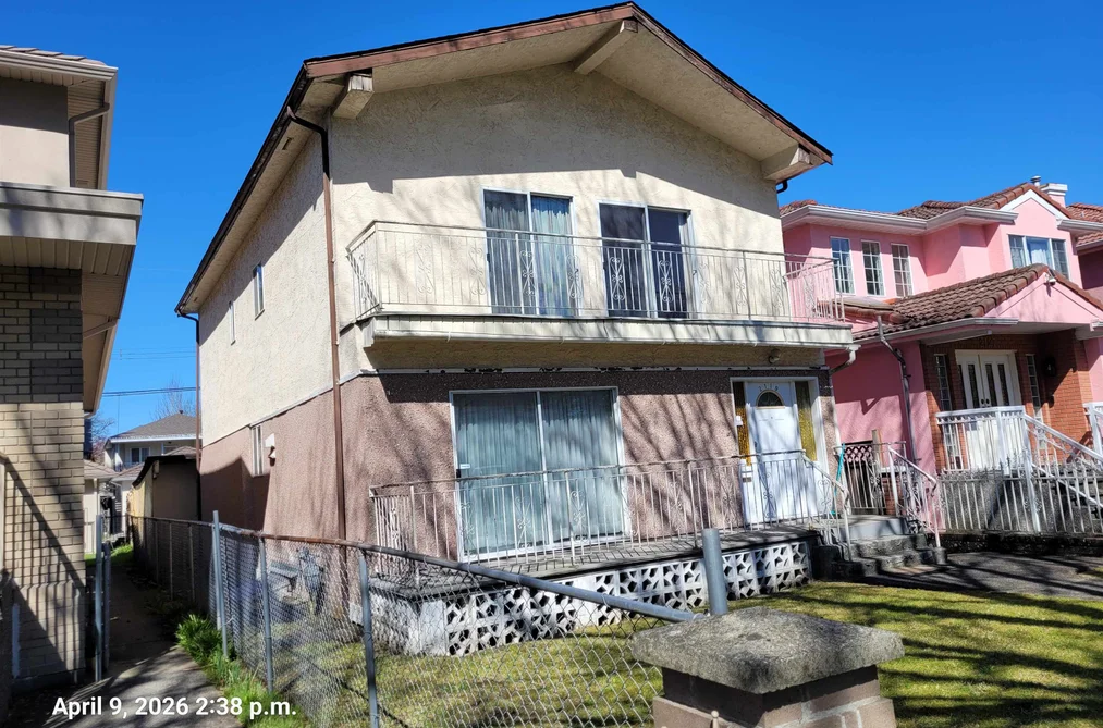 House for sale at 2119 E 47th Avenue Vancouver British Columbia - MLS: R3112265
