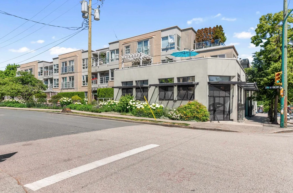211A 1823 W 7TH AVENUE, Vancouver BC V6J 5K5, Vancouver BC — Residential for Sale — Photo 2 of 33