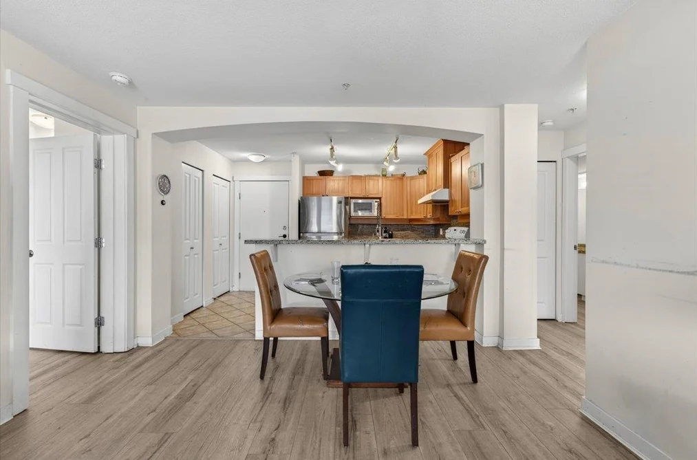 212 1428 PARKWAY BOULEVARD, Coquitlam BC V3E 3L8, Coquitlam BC — Residential for Sale - Photo 6