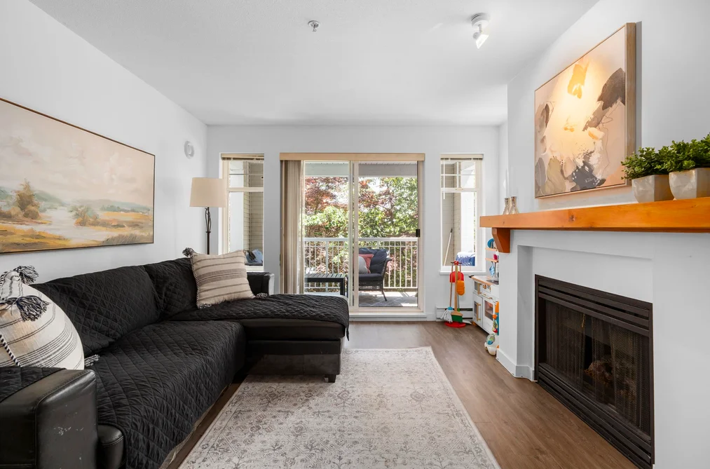 212 1432 PARKWAY BOULEVARD, Coquitlam BC V3E 3L9, Coquitlam BC — Residential for Sale - Photo 2