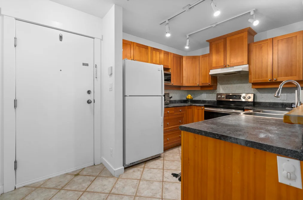 212 1432 PARKWAY BOULEVARD, Coquitlam BC V3E 3L9, Coquitlam BC — Residential for Sale - Photo 6