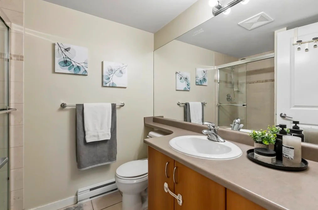 212 14885 105 AVENUE, Surrey, BC — Residential for Sale — Photo 18 of 31