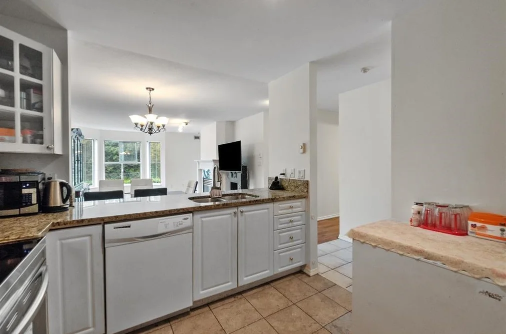 212 15130 108 AVENUE, Surrey BC V3R 0T4, Surrey BC — Residential for Sale — Photo 9 of 23