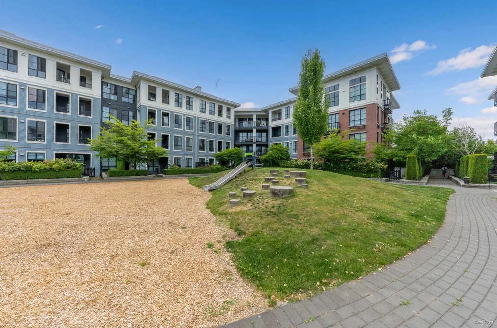 212 15138 34TH AVENUE, Surrey BC V3Z 0Y5, Surrey BC — Residential for Sale — Photo 4 of 35