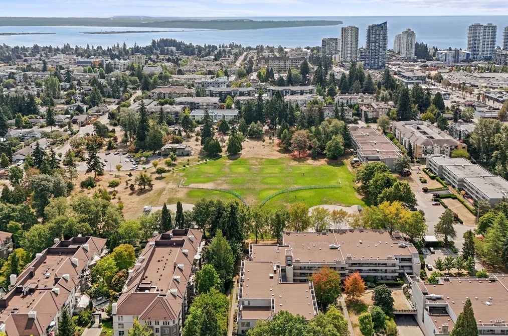 Condo for sale at 212 15313 19 Avenue Surrey British Columbia - MLS: R3157220