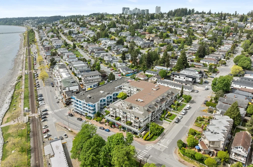 212 15621 MARINE DRIVE, White Rock BC V4B 1E1, White Rock BC — Residential for Sale - Photo 4