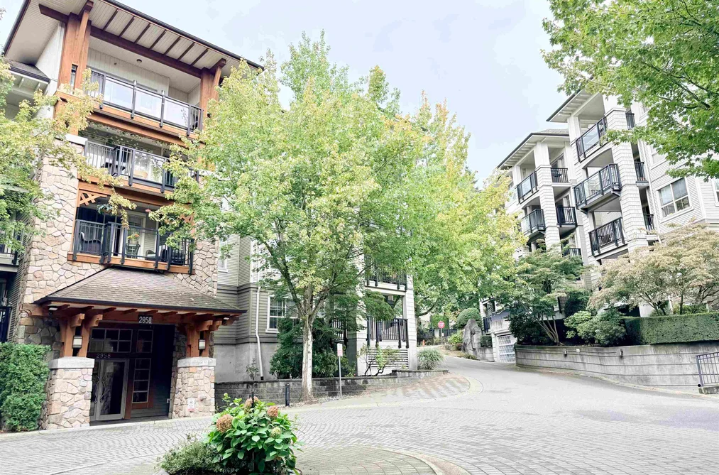 2958 Silver Springs Blvd Unit 212, Coquitlam, BC - MLS: R3170378