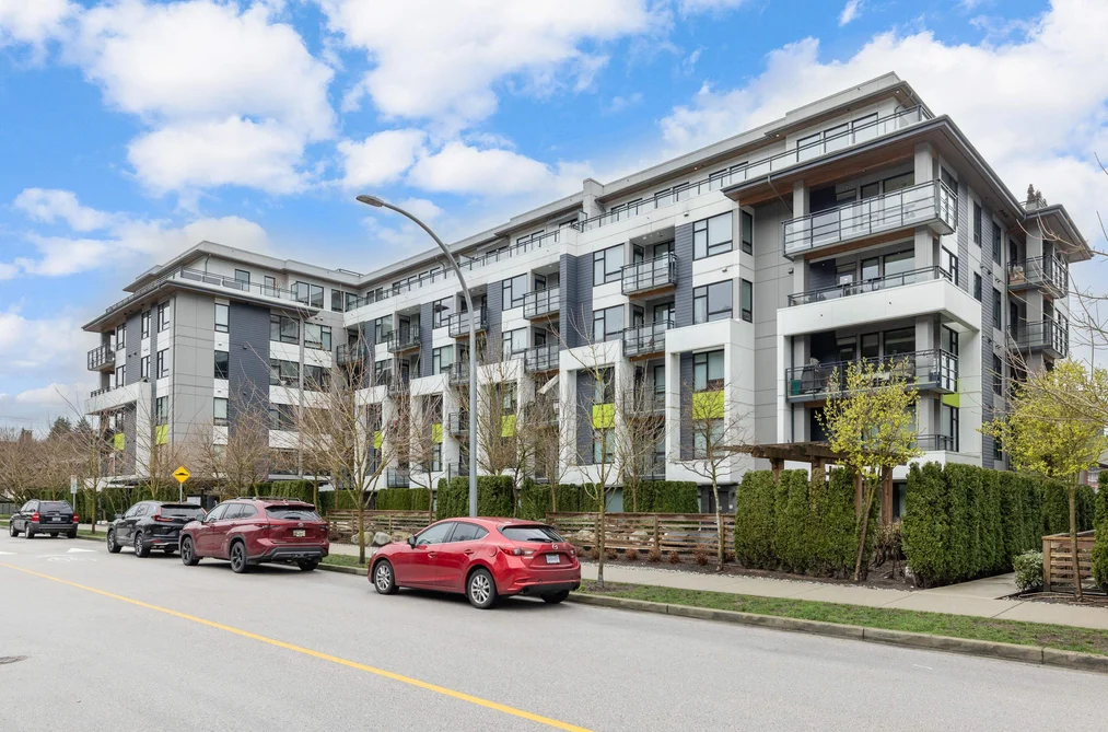 212 3018 ST GEORGE STREET, Port Moody BC V3H 2H7, Port Moody BC — Residential for Sale - Photo 3