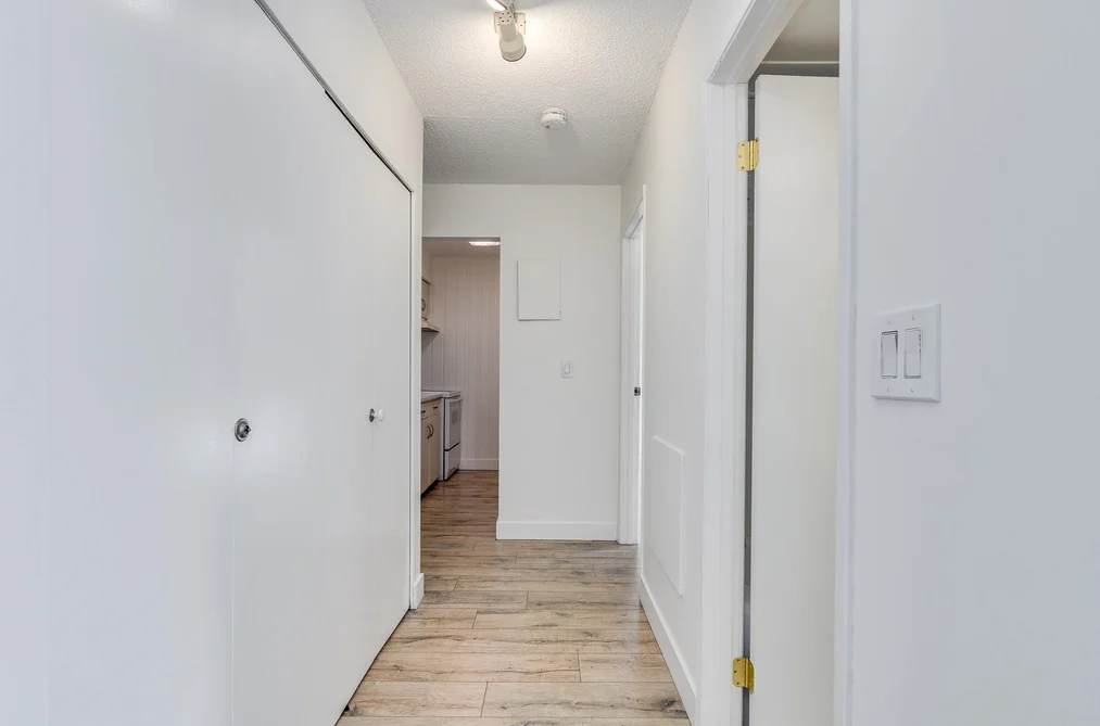 212 3275 MOUNTAIN HIGHWAY, North Vancouver BC V7K 2H4, North Vancouver BC — Residential for Sale - Photo 5