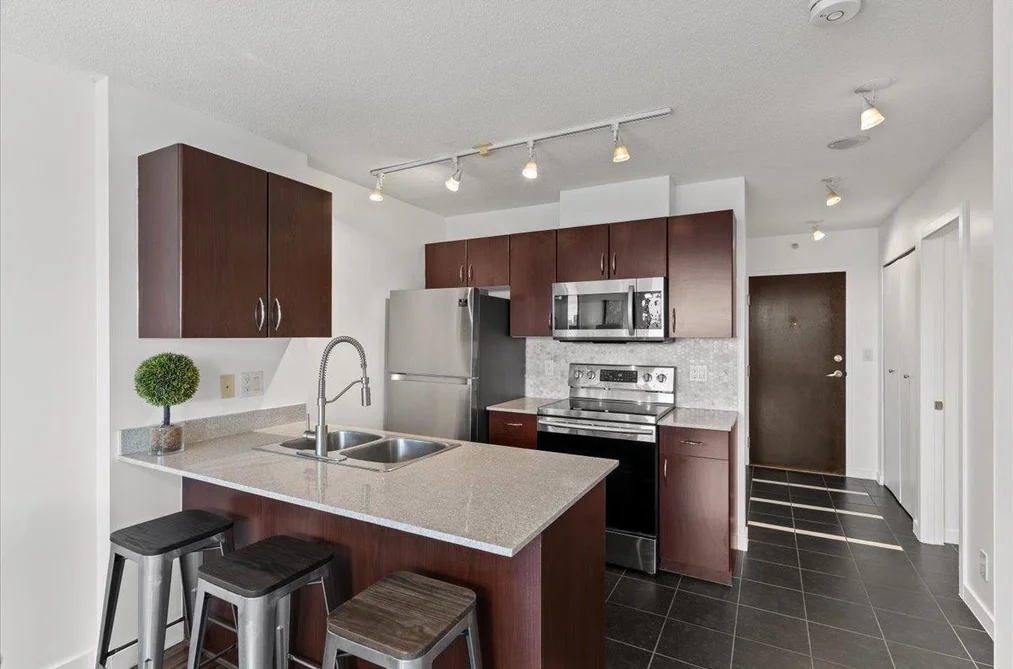 2123 938 SMITHE STREET, Vancouver BC V6Z 3H8, Vancouver BC — Residential for Sale — Photo 3 of 30