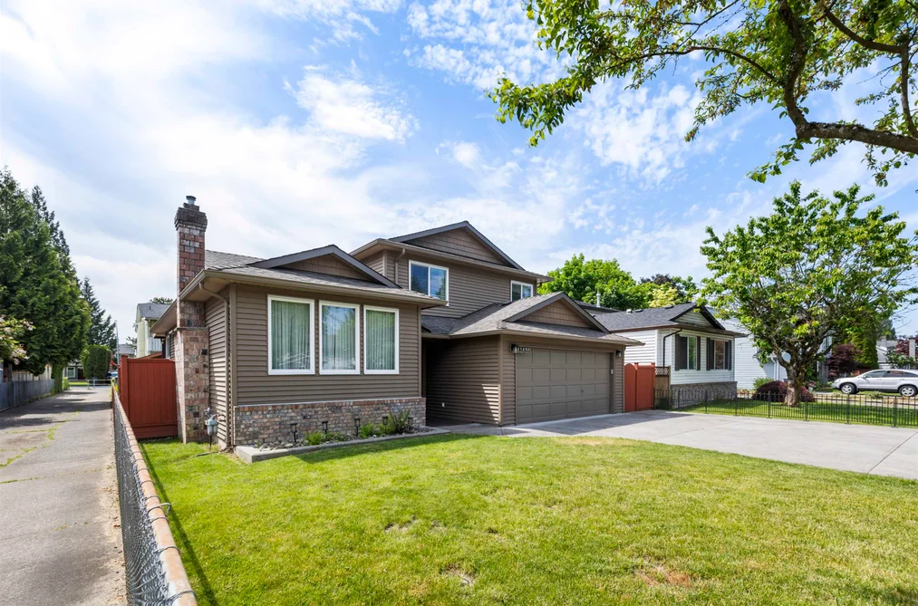 21242 92 AVENUE, Langley BC V1M 1L2, Langley BC — Residential for Sale - Photo 2