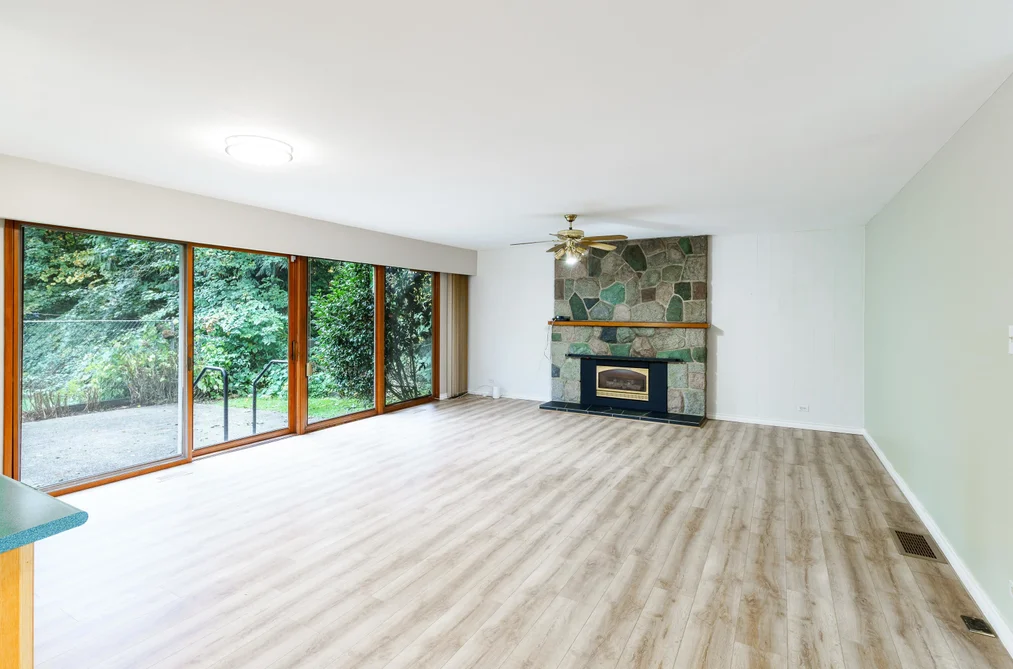 21254 117 AVENUE, Maple Ridge BC V2X 2H4, Maple Ridge BC — Residential for Sale - Photo 2