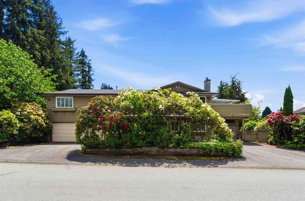 21260 DOUGLAS AVENUE, Maple Ridge BC V4R 2L5, Maple Ridge BC — Residential for Sale - Photo 2