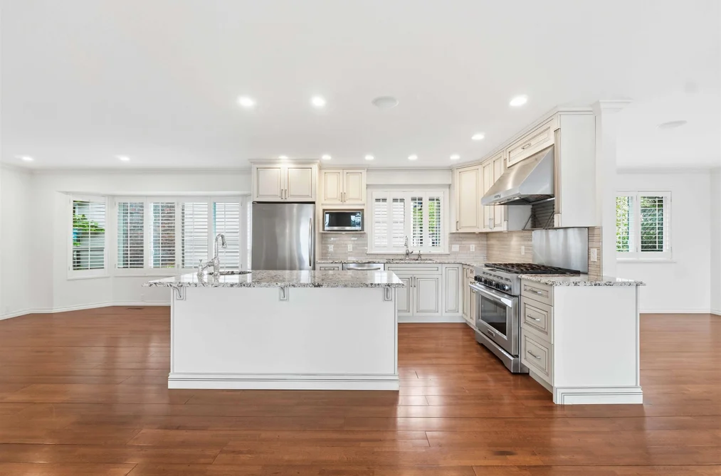 21260 DOUGLAS AVENUE, Maple Ridge BC V4R 2L5, Maple Ridge BC — Residential for Sale - Photo 4
