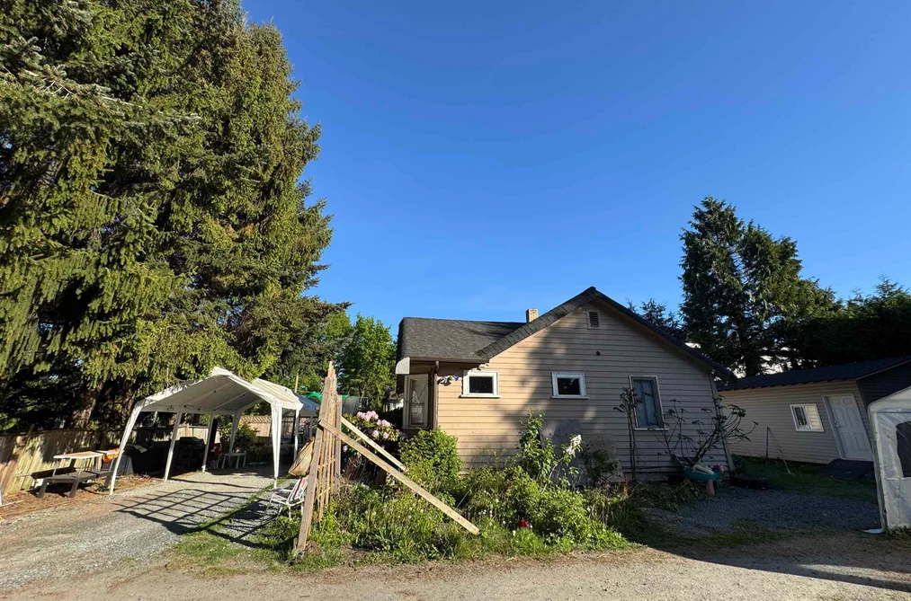 2127 KING GEORGE BOULEVARD, Surrey BC V4A 5A3, Surrey BC — Residential for Sale - Photo 4