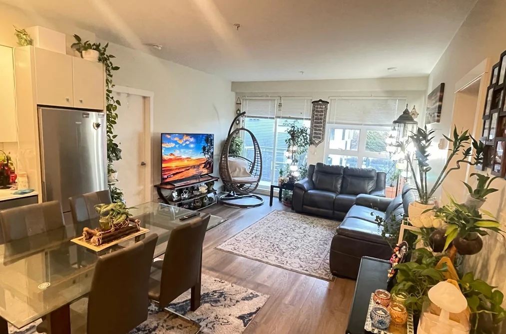 213 10838 WHALLEY BOULEVARD, Surrey BC V3R 0G8, Surrey BC — Residential for Sale - Photo 3