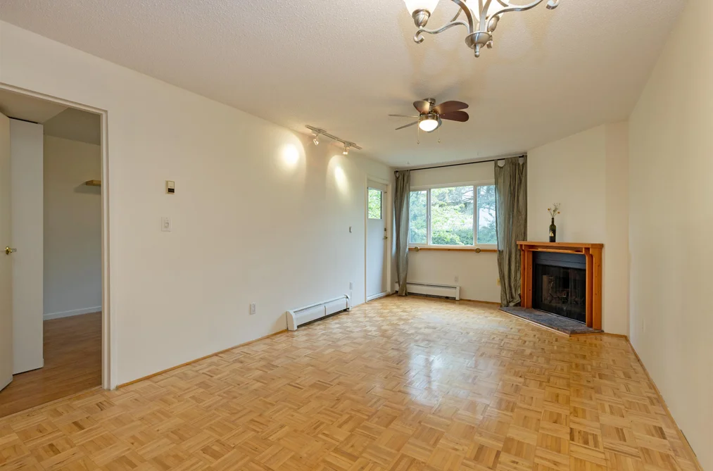 213 1209 HOWIE AVENUE, Coquitlam BC V3J 1T9, Coquitlam BC — Residential for Sale - Photo 3