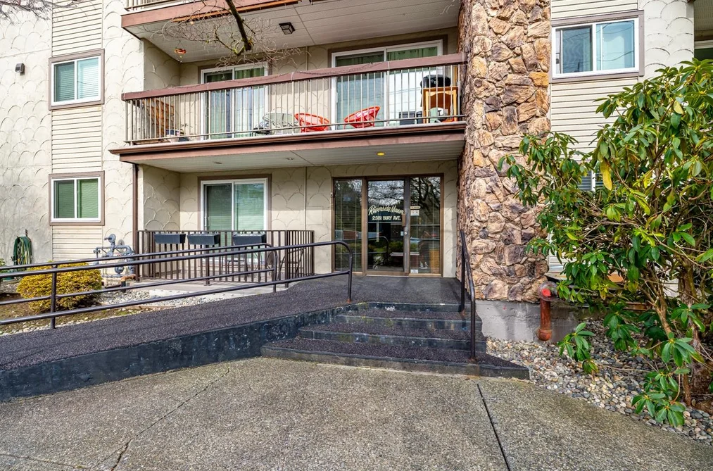 213 2381 BURY AVENUE, Port Coquitlam BC V3C 1Z9, Port Coquitlam BC — Residential for Sale - Photo 3