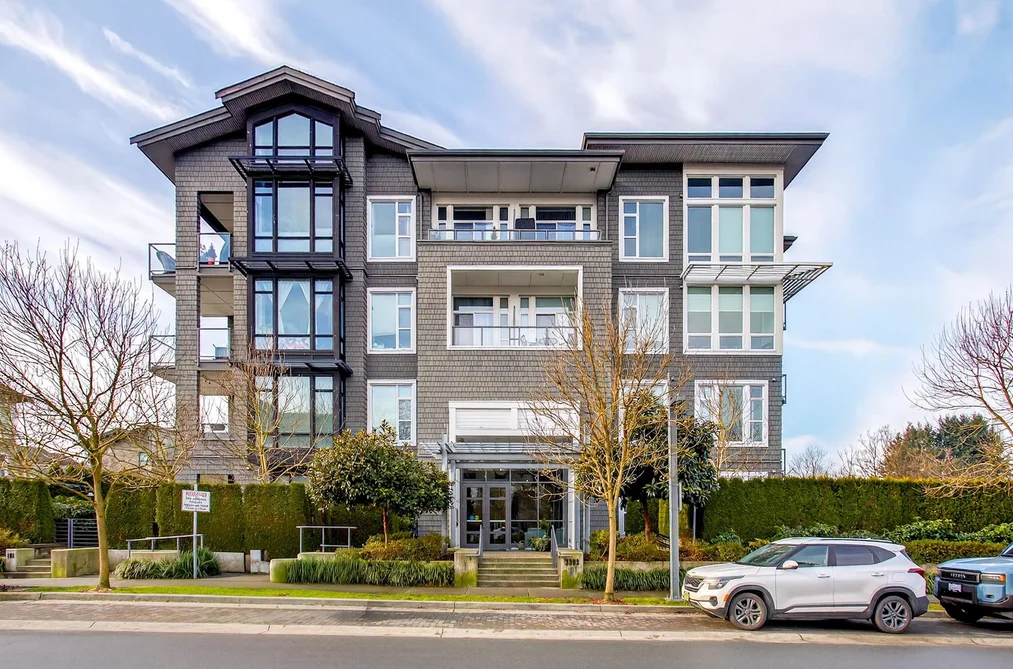 Condo for sale at 213 2393 Ranger Lane Port Coquitlam British Columbia - MLS: R3099552