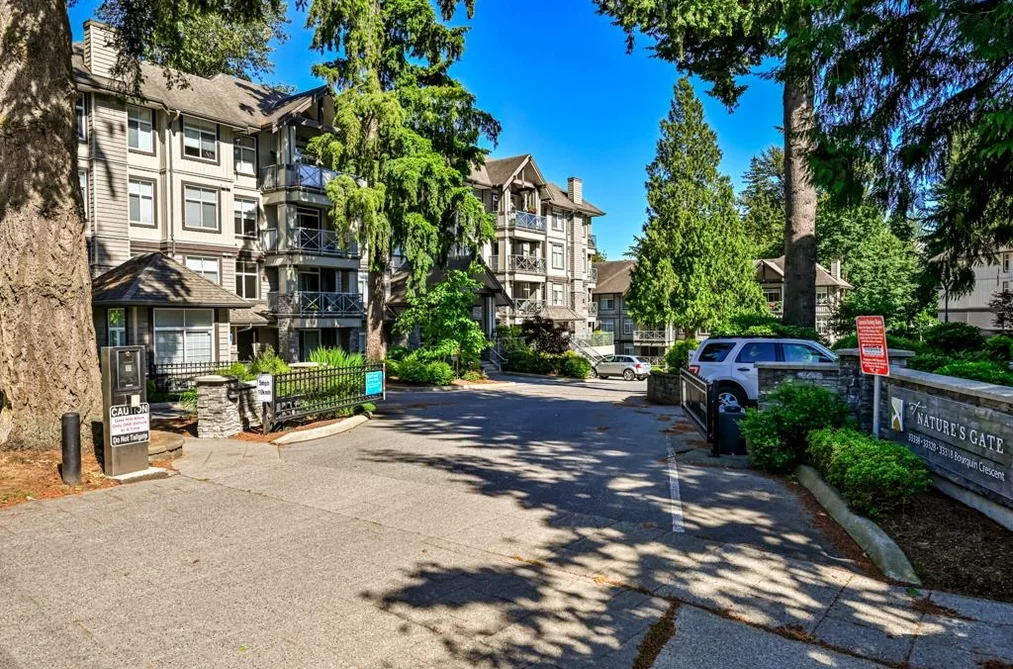 213 33318 E BOURQUIN CRESCENT, Abbotsford, BC — Residential for Sale - Photo 2