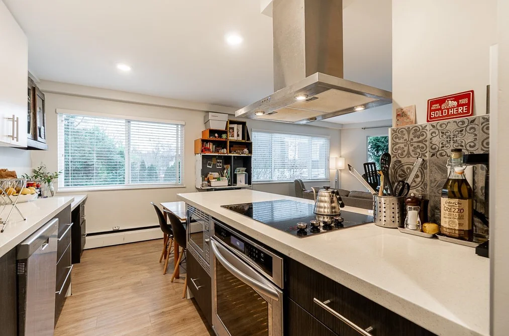 213 36 E 14TH AVENUE, Vancouver BC V5T 4C9, Vancouver BC — Residential for Sale - Photo 3