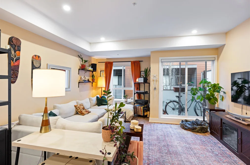 213-37808 Third Avenue, Squamish, BC - Townhouse for Sale - Photo 10 of 21 213-37808 Third Avenue, Squamish, BC - Townhouse for Sale - Photo 10 of 21
