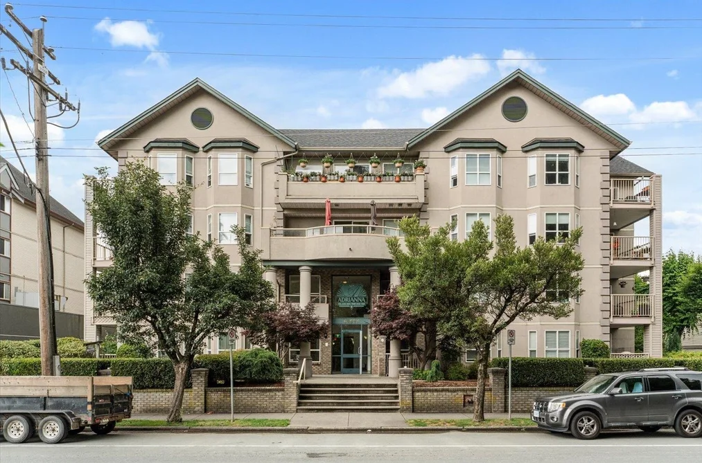 Condo for sale at 213 46693 Yale Road Chilliwack British Columbia - MLS: R3140556