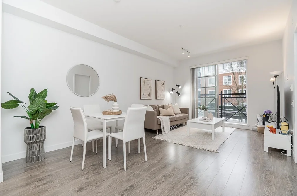 Condo for sale at 213 618 Como Lake Avenue Coquitlam British Columbia - MLS: R3099577