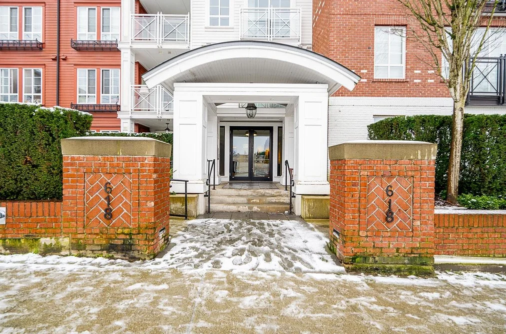 213 618 COMO LAKE AVENUE, Coquitlam BC V3J 0G1, Coquitlam BC — Residential for Sale - Photo 4