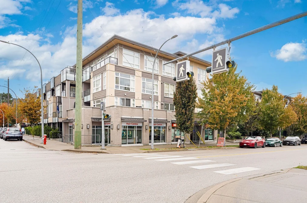 213 85 EIGHTH AVENUE, New Westminster BC V3L 0E9, New Westminster BC — Residential for Sale - Photo 2